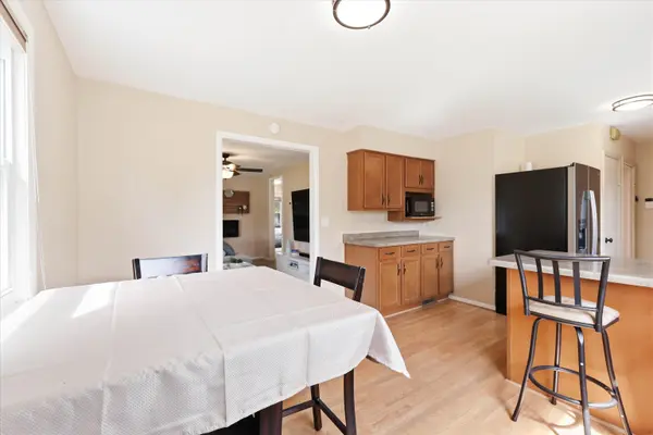 2412 CARLETON AVE, Appleton, WI 54915