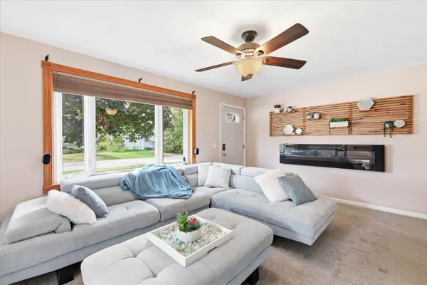 2412 CARLETON AVE, Appleton, WI 54915