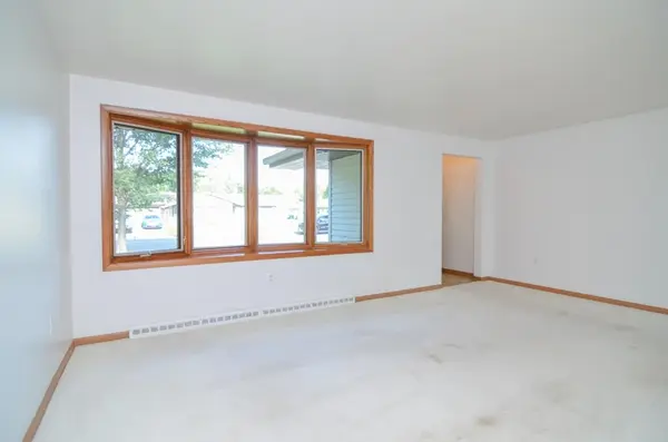 518 ST JUDE ST, Green Bay, WI 54303-4537