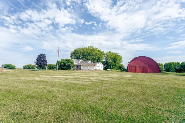 N14386 TOWNLINE RD, Fairchild, WI 54741