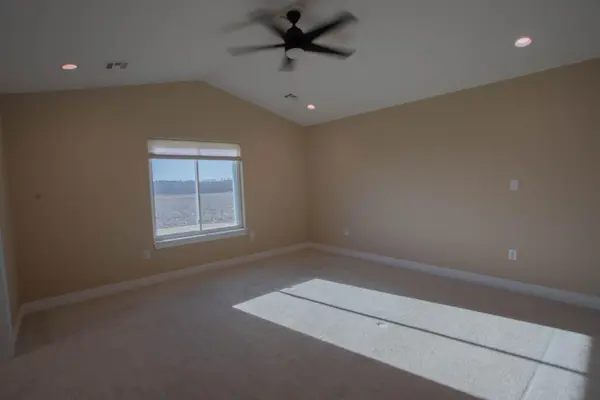 13181 75th Rd, Winfield, KS 67156