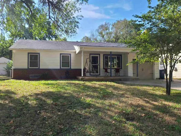 1035 N Georgie, Derby, KS 67037