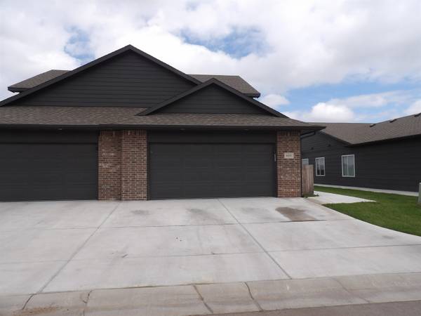 16211 W Ike Ct, Goddard, KS 67052