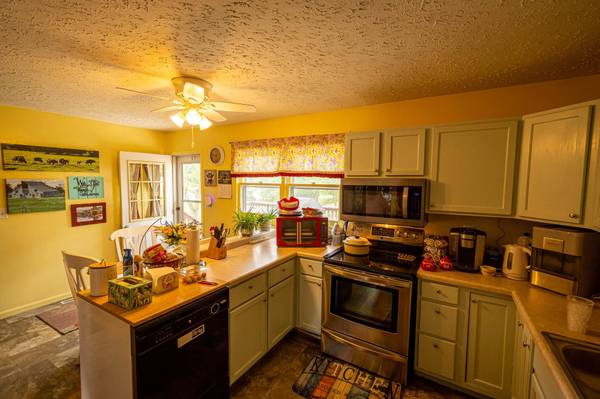 505 E 18th, Concordia, KS 66901