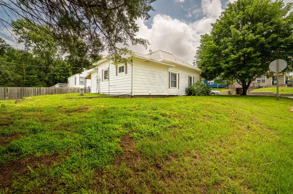 825 W 5th Street, Concordia, KS 66901