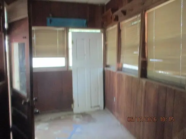 1400 Grand Ave, Parsons, KS 67357