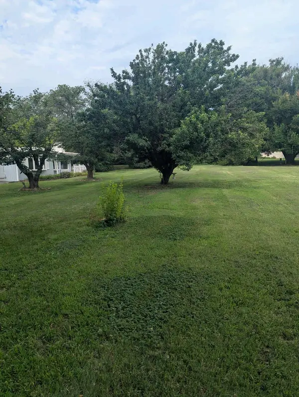 11600 E Wilshire, Wichita, KS 67207