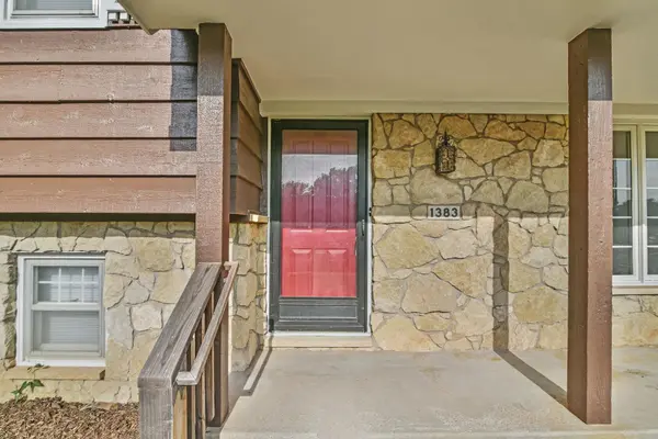 1383 N Caddy Ln, Wichita, KS 67212