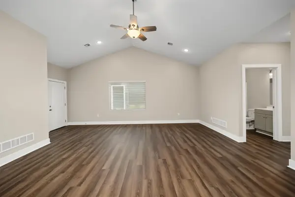2711 Amelia Lane, Salina, KS 67401