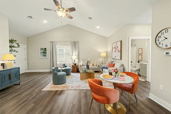 2711 Amelia Lane, Salina, KS 67401