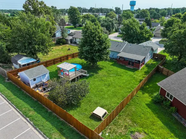 2325 N Gentry Lane, El Dorado, KS 67042
