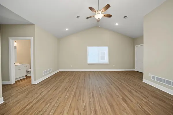 2713 Amelia Lane, Salina, KS 67401