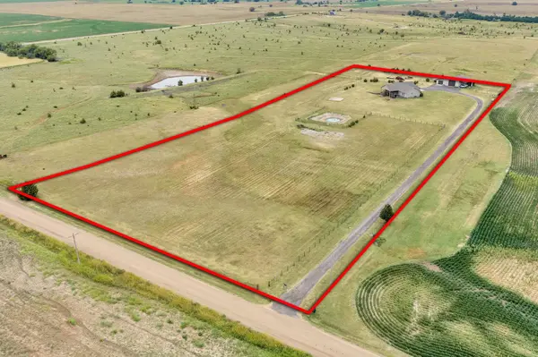 470 W 130th Ave N, Conway Springs, KS 67031