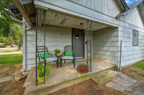301 N Lincoln St, Cheney, KS 67025