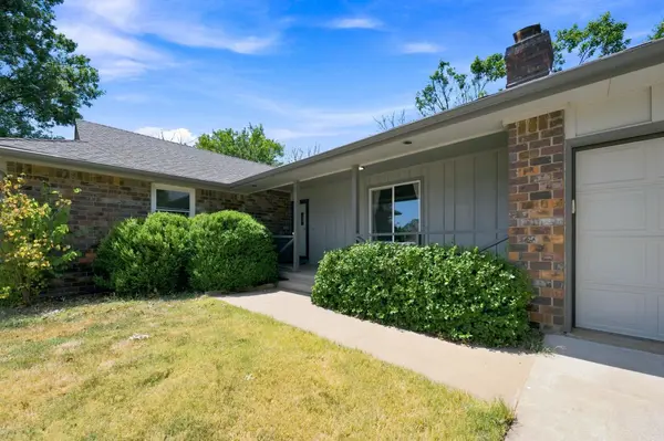 607 N Wheatland, Wichita, KS 67235
