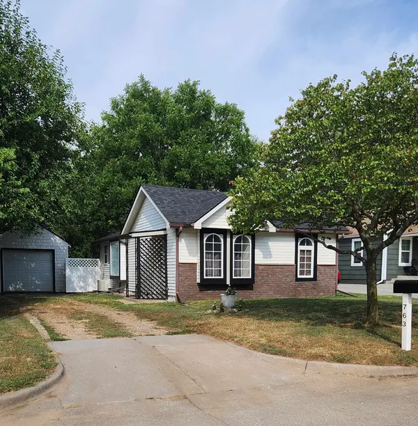 763 N Custer Ave, Wichita, KS 67203