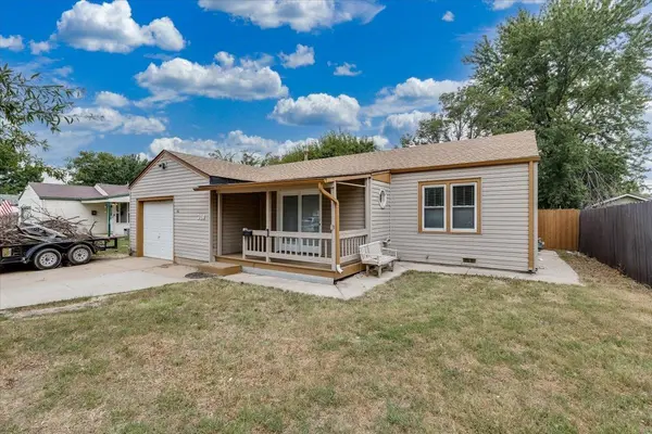 314 W Carlyle St, Wichita, KS 67217