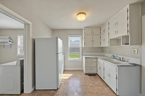 120 W 4th St., Assaria, KS 67416