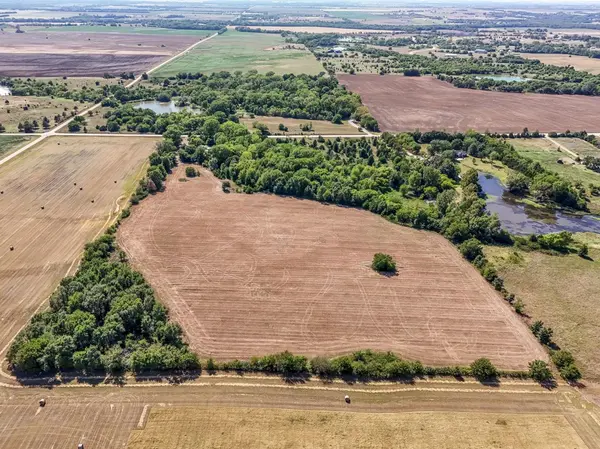 22.8+/- Acres S 231st St. W. & 63rd St., Viola, KS 67149