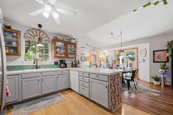 11802 W Jamesburg St, Wichita, KS 67212