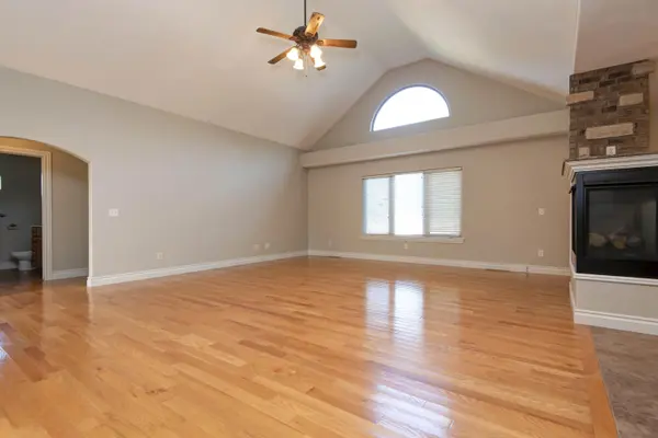 625 N Rockingham AVE, Nixa, MO 65714