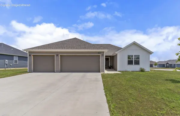 578 W Oak Lawn ST, Rogersville, MO 65742