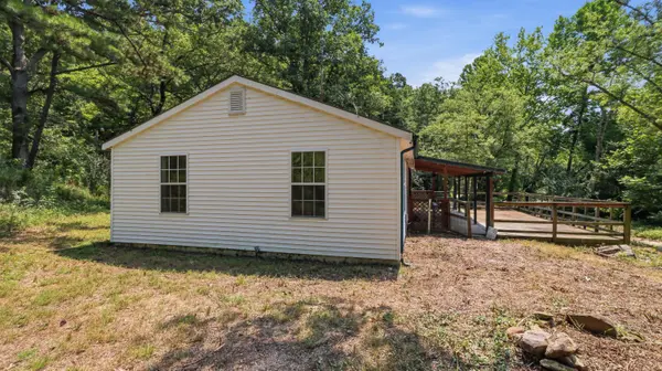 12483 County Road 76-162, Mountain Grove, MO 65711