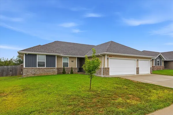 1320 S Olde Savannah AVE, Republic, MO 65738