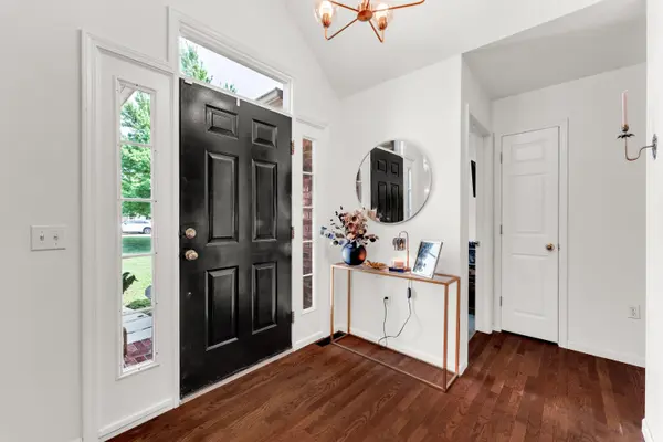 211 S Oak Grove ST, Marshfield, MO 65706