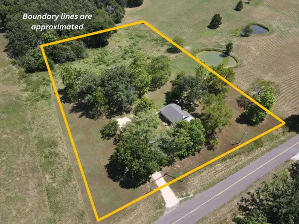 2604 State Route Z, Willow Springs, MO 65793
