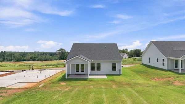 692 Davis Lane, Inman, SC 29349