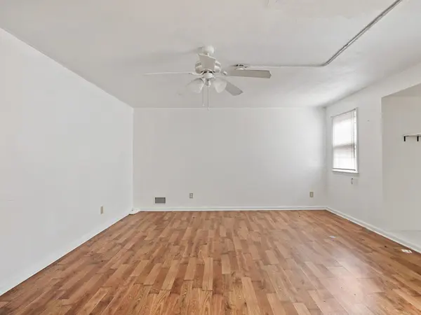 2860 New Cut RD, Spartanburg, SC 29303