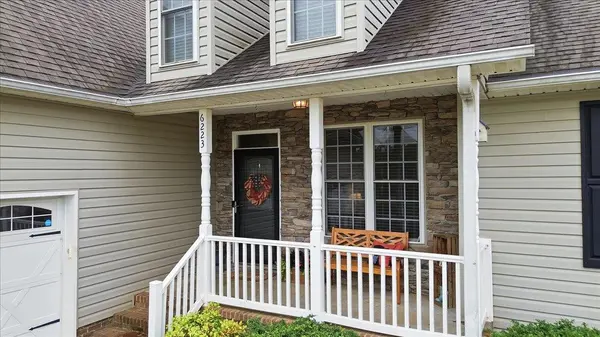 6223 New Cut RD, Inman, SC 29349