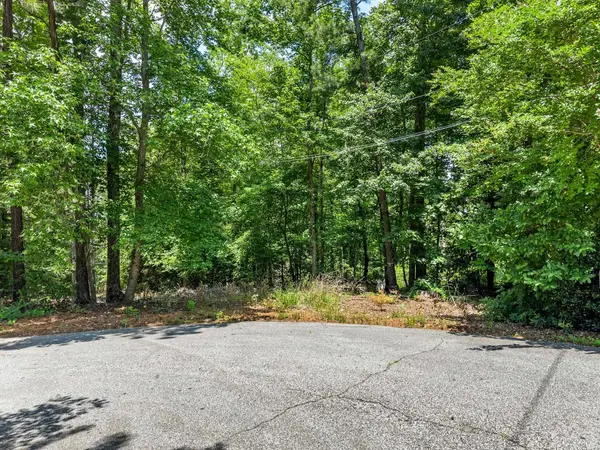190 Longleaf Dr, Spartanburg, SC 29302