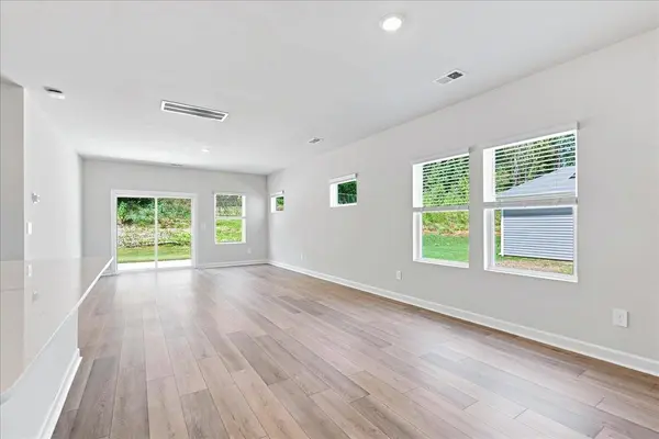 439 Upland Water CT, Spartanburg, SC 29301