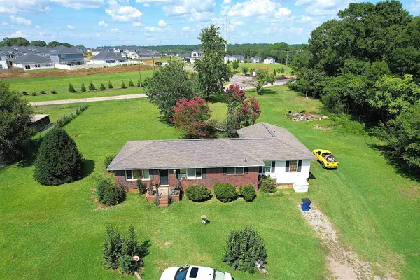 1317 Main ST, Wellford, SC 29385