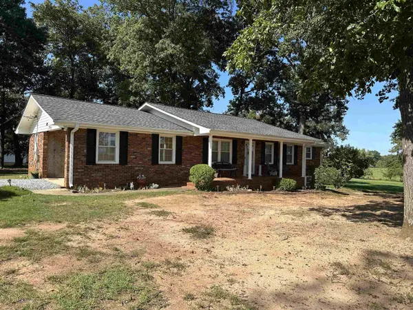110 Triple C DR, Inman, SC 29349
