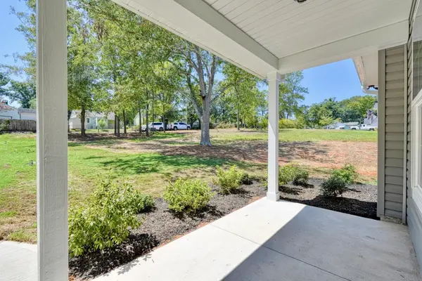 374 E Boundary DR, Spartanburg, SC 29303