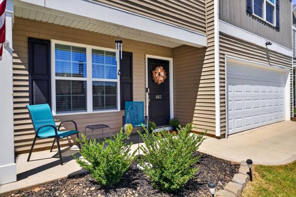 642 Ridgeville Crossing DR, Inman, SC 29349