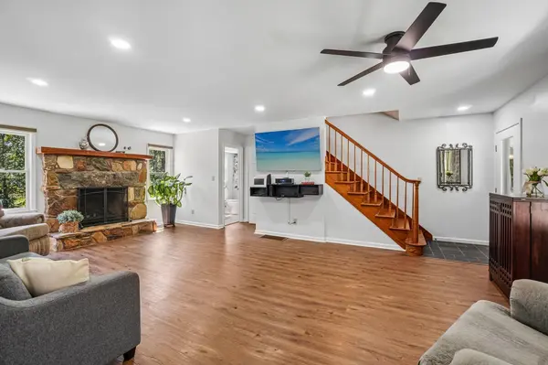 158 Mallard DR, Columbus, NC 28722-8433