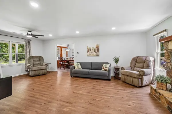 158 Mallard DR, Columbus, NC 28722-8433