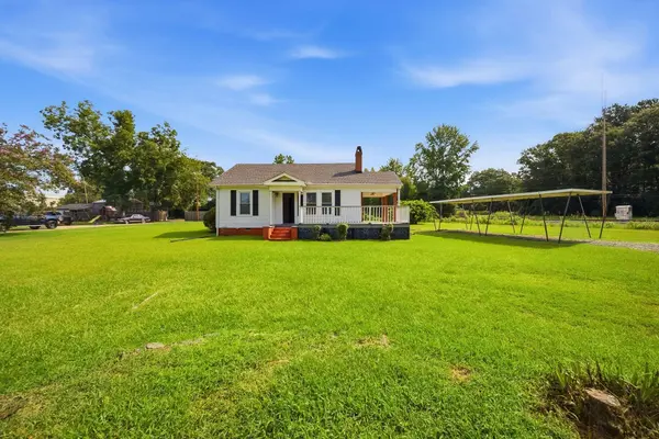 100 Sunset DR, Roebuck, SC 29376