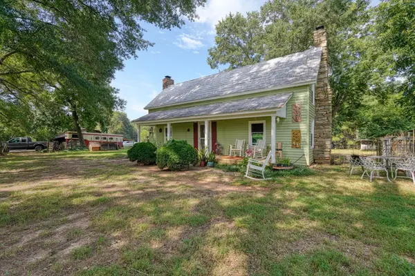 200 Lowe LN, Inman, SC 29349