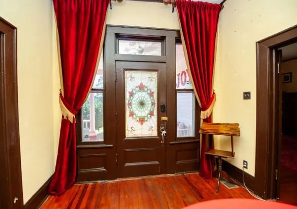 695 Main ST, Wellford, SC 29385
