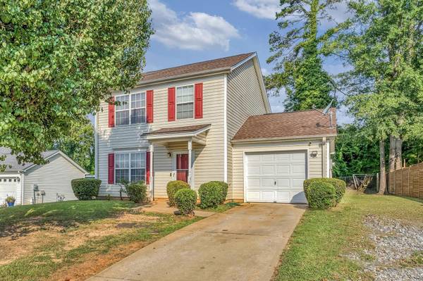 231 E Corley LN, Spartanburg, SC 29303