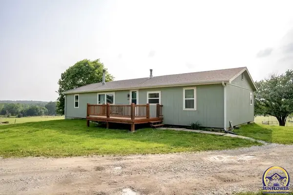 10769 X RD, Meriden, KS 66512