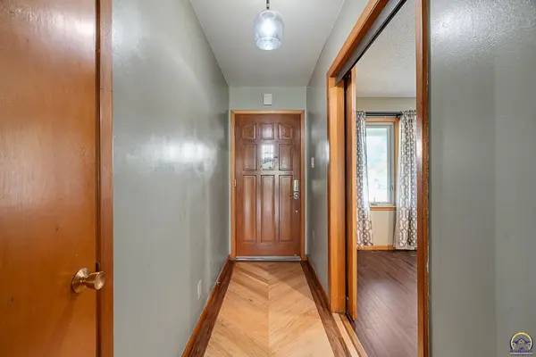 3434 SE Shawnee Heights RD, Tecumseh, KS 66542