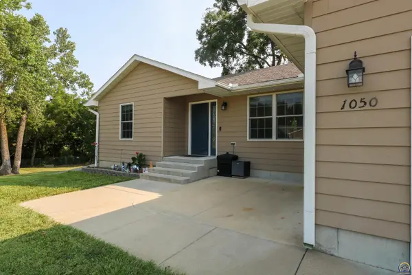 1050 Homewood St, Emporia, KS 66801