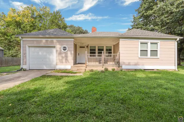 1121 N Juliette Ave, Manhattan, KS 66502