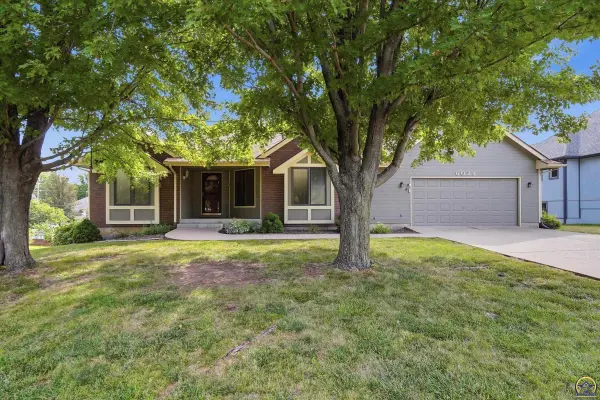 6024 SW 40th Ter, Topeka, KS 66610